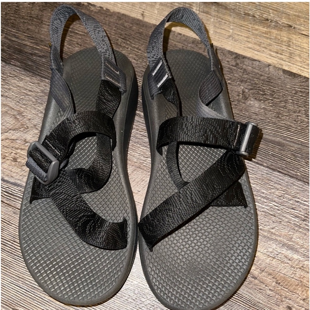 Chaco Cloud men’s sandals size 10 Black